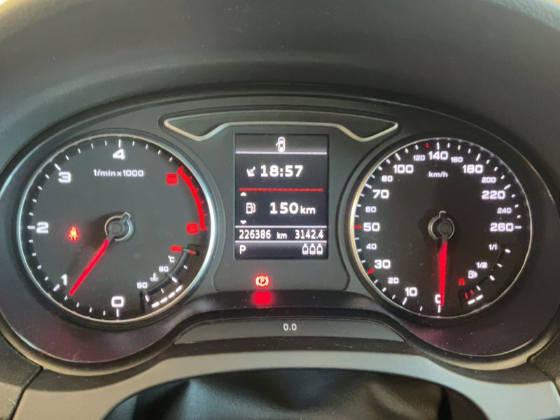 Audi A3 Sportback 2.0 TDI Ambiente 2014 – снимка 18
