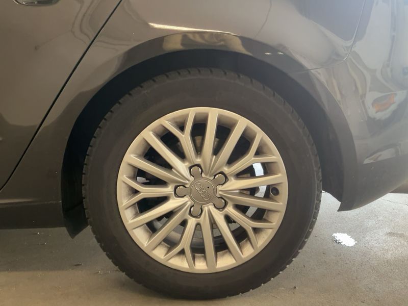Audi A3 Sportback 2.0 TDI Ambiente 2014 – снимка 5