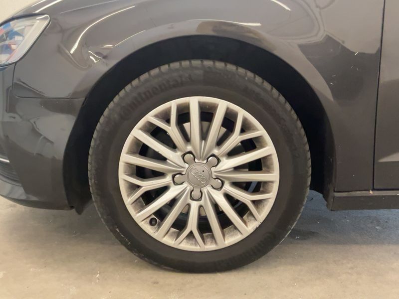 Audi A3 Sportback 2.0 TDI Ambiente 2014 – снимка 3