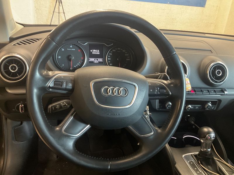 Audi A3 Sportback 2.0 TDI Ambiente 2014 – снимка 23