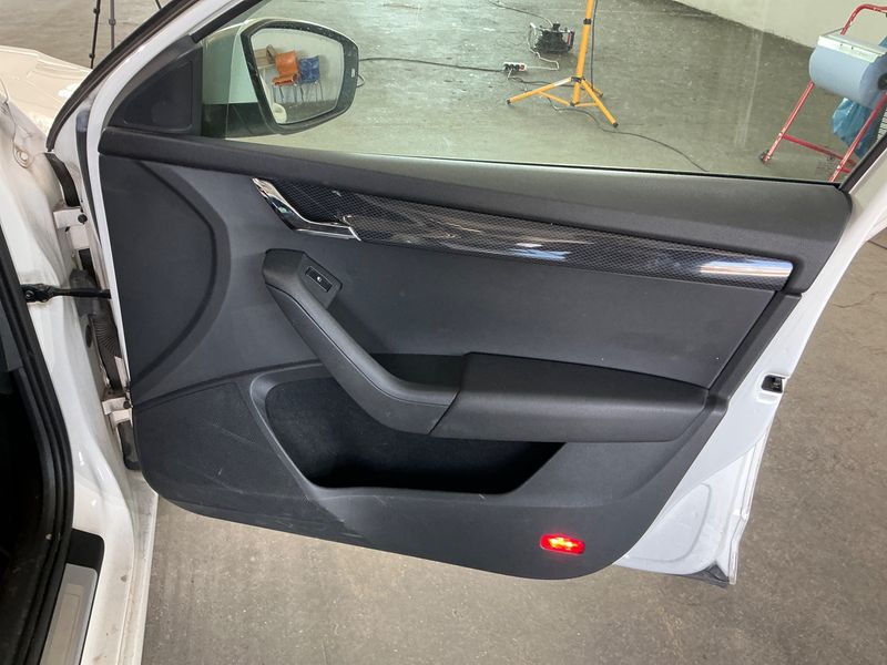Skoda Octavia 2.0 TDI RS 2014 – снимка 36