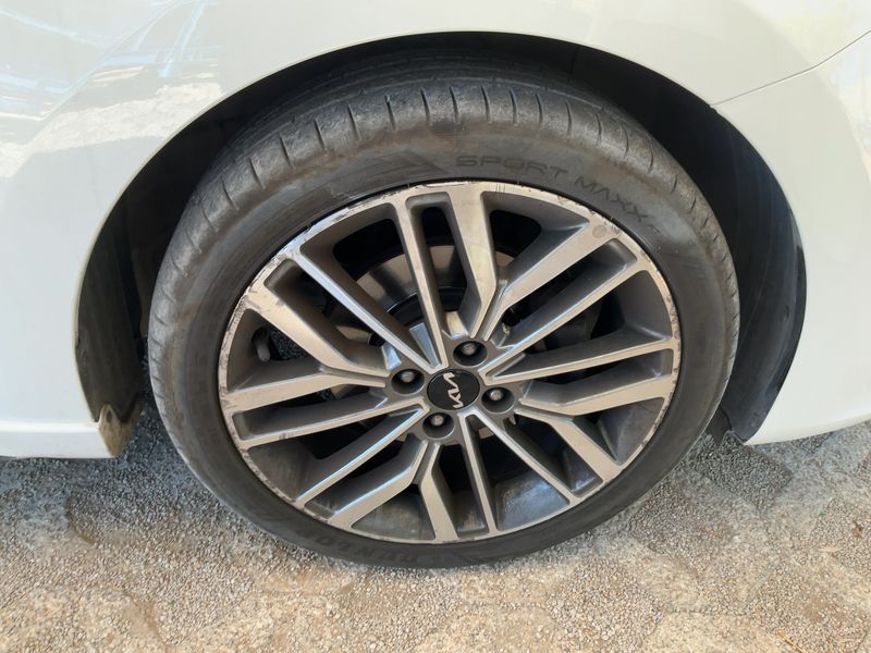 Kia Rio 1.0 TGDI Mild-Hybrid GT Line 2022 – снимка 11