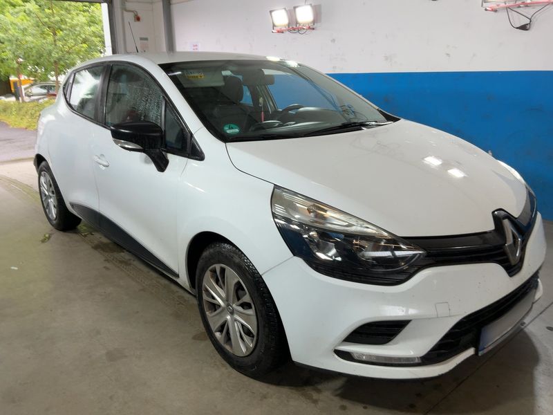 Renault Clio 1.5 dCi Energy Life 2017 – снимка 12