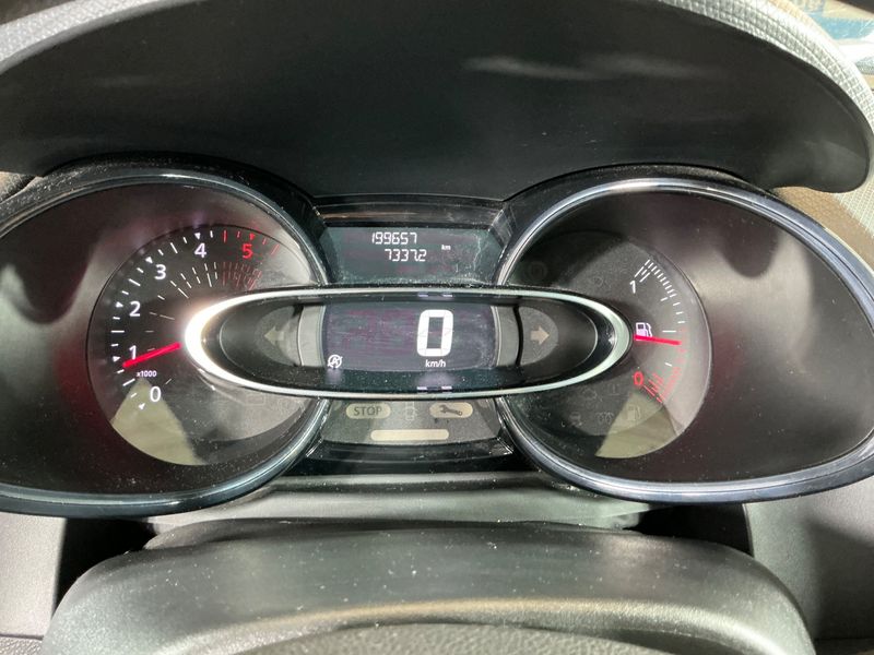 Renault Clio 1.5 dCi Energy Life 2017 – снимка 18