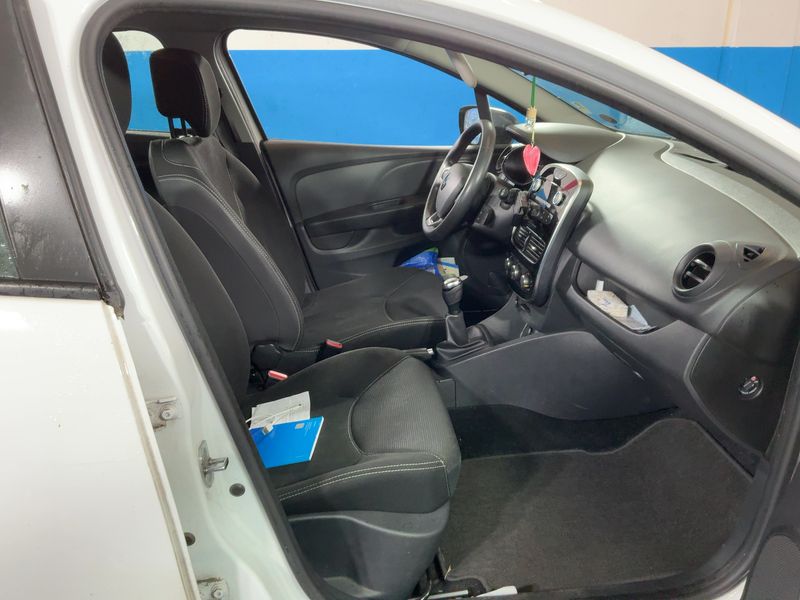 Renault Clio 1.5 dCi Energy Life 2017 – снимка 16