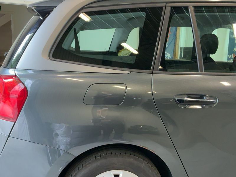 Citroen C4 Grand Picasso 1.6 e-HDi Intensive 2013 – снимка 8