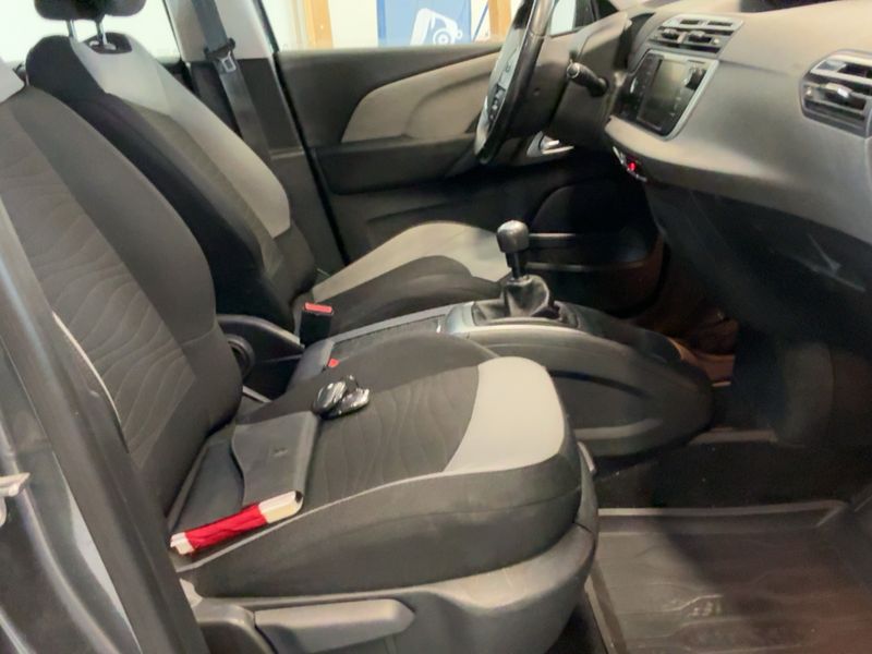 Citroen C4 Grand Picasso 1.6 e-HDi Intensive 2013 – снимка 17