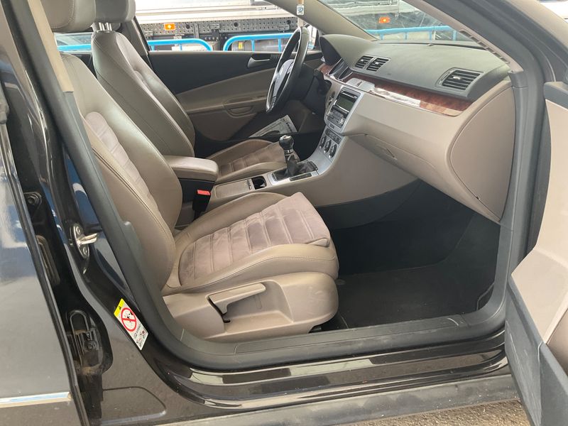 Volkswagen Passat 2.0 TDI Highline 2009 – снимка 3