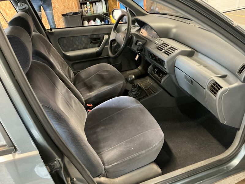Renault Clio 1.2 RN 1992 – снимка 3
