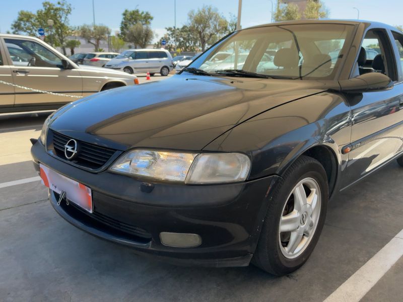 Opel Vectra 2.0 Basis 1997 – снимка 2