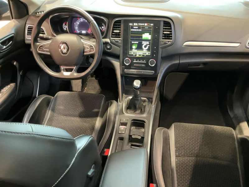 Renault Megane 1.3 TCe Intens 2018 – снимка 17