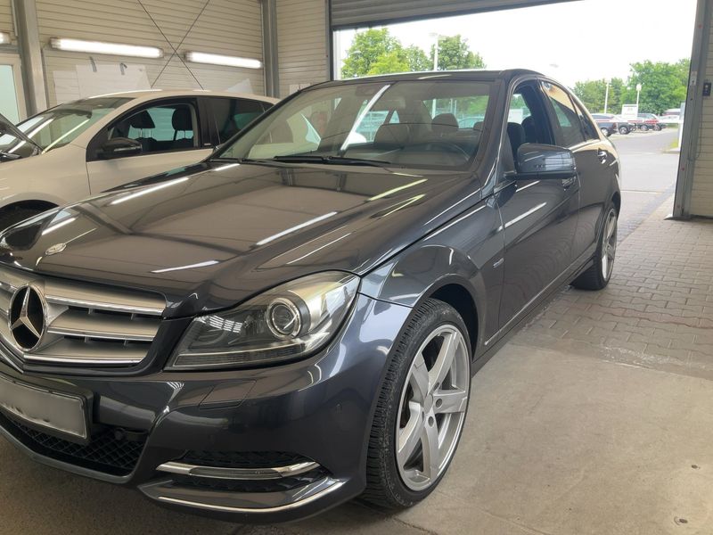 Mercedes-Benz C-Klasse C 250 CDI 4Matic BlueEfficiency Avantgarde 2013 – снимка 1