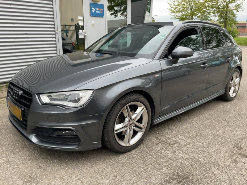 Audi A3 Sportback 1.4 TFSI ACT ultra S line Sportpaket 2016 – снимка 1