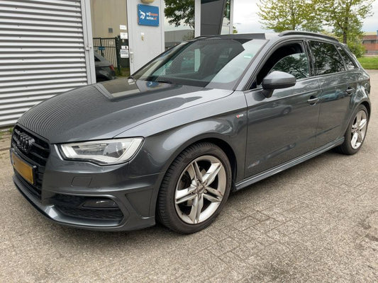 Audi A3 Sportback 1.4 TFSI ACT ultra S line Sportpaket 2016 – снимка 1