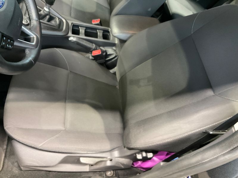 Ford Focus 1.0 EcoBoost Business 2018 – снимка 36