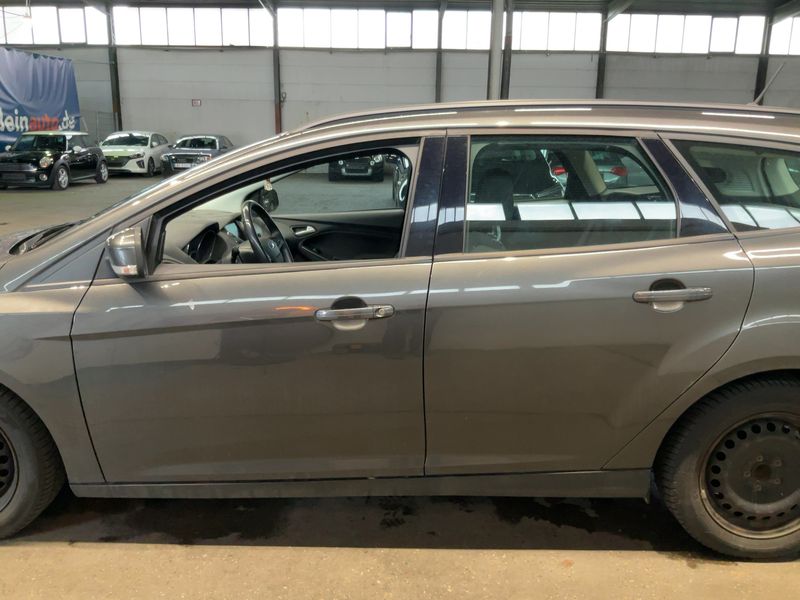 Ford Focus 1.0 EcoBoost Business 2018 – снимка 4