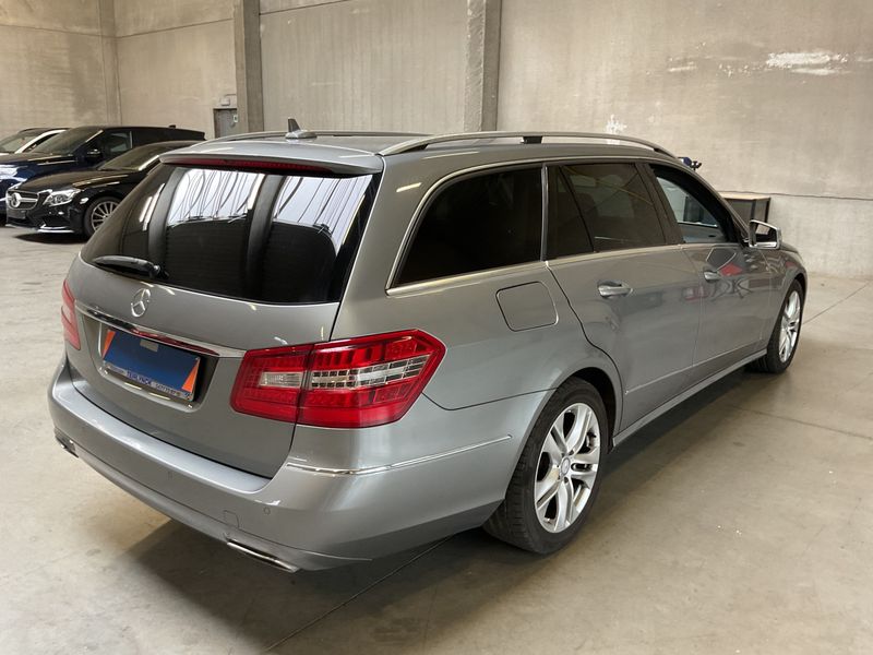 Mercedes-Benz E-Klasse E 200 CDI T BlueEfficiency Avantgarde 2012 – снимка 2