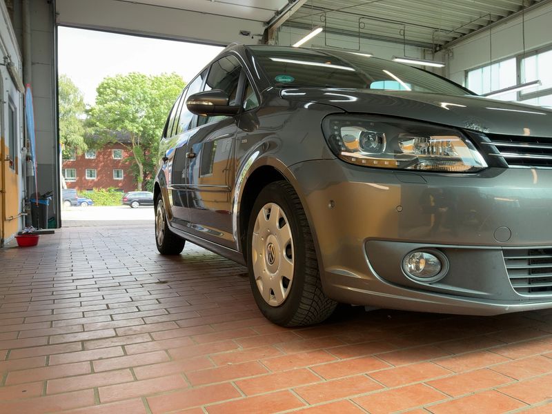 Volkswagen Touran 1.6 TDI Cup BlueMotion Tech 2014 – снимка 12