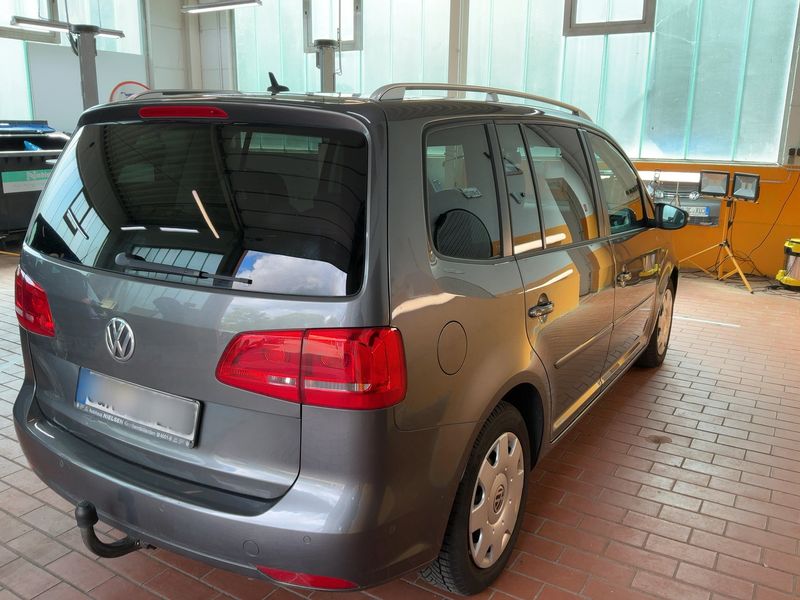 Volkswagen Touran 1.6 TDI Cup BlueMotion Tech 2014 – снимка 8