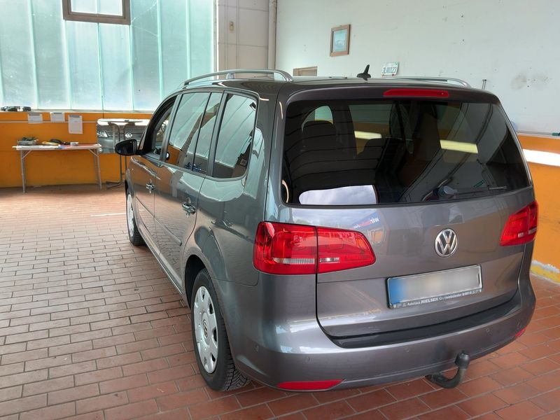Volkswagen Touran 1.6 TDI Cup BlueMotion Tech 2014 – снимка 6