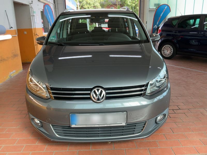 Volkswagen Touran 1.6 TDI Cup BlueMotion Tech 2014 – снимка 14
