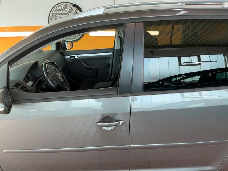 Volkswagen Touran 1.6 TDI Cup BlueMotion Tech 2014 – снимка 4