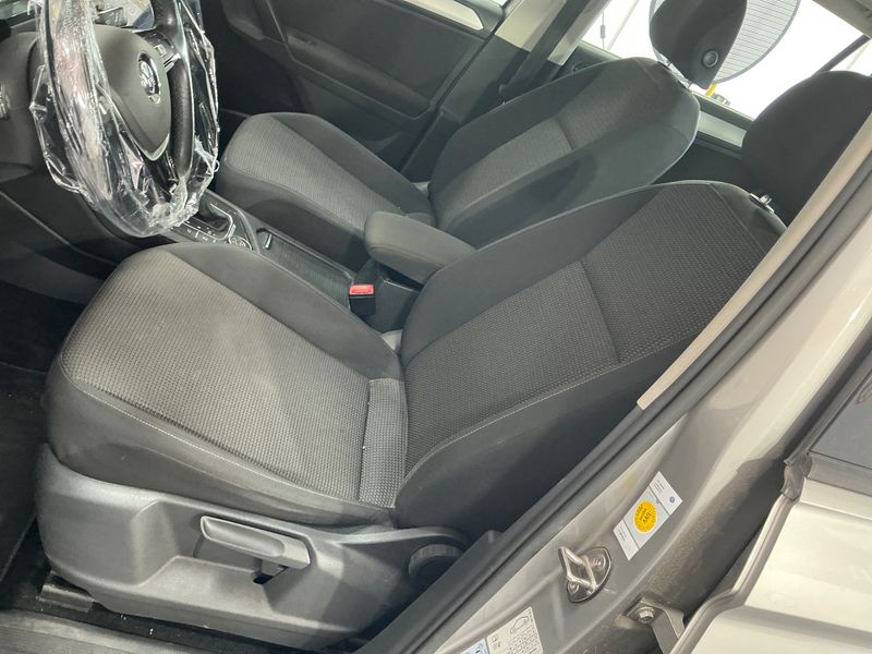 Volkswagen Tiguan 2.0 TDI Trendline 4Motion BlueMotion Tech 2017 – снимка 25