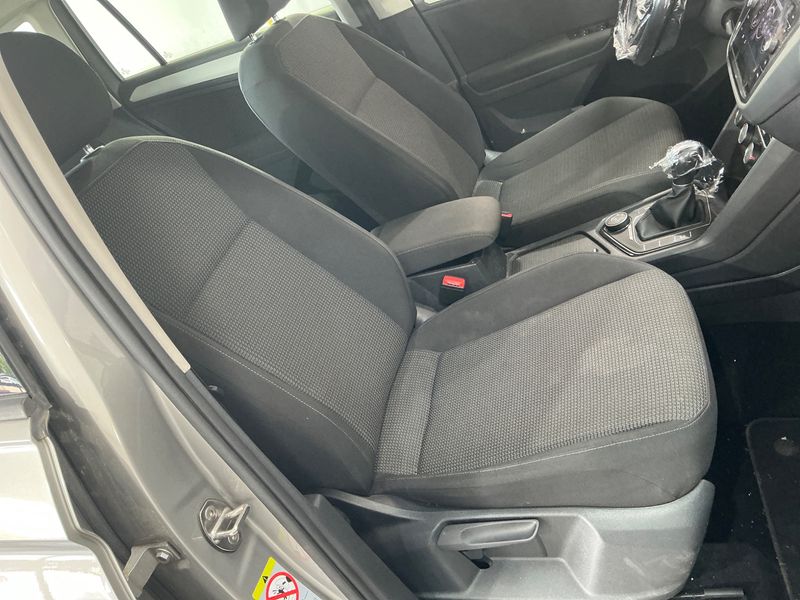 Volkswagen Tiguan 2.0 TDI Trendline 4Motion BlueMotion Tech 2017 – снимка 27