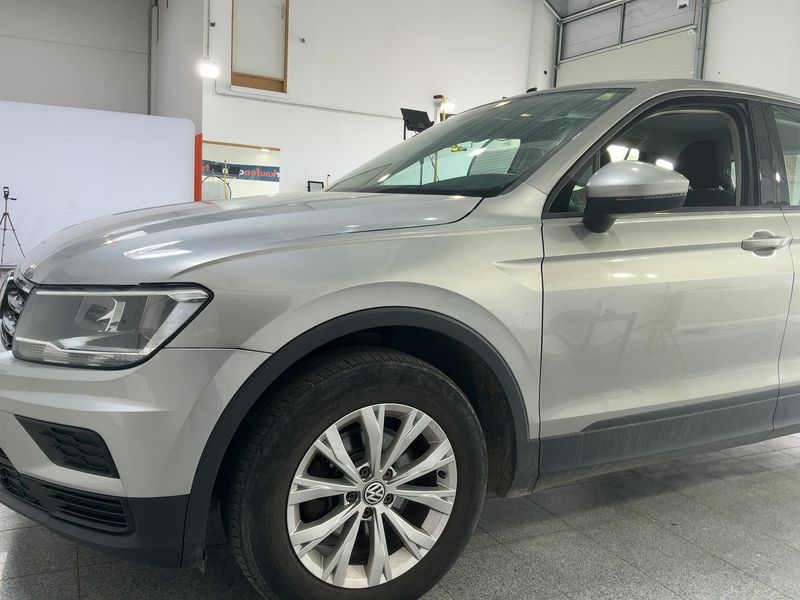 Volkswagen Tiguan 2.0 TDI Trendline 4Motion BlueMotion Tech 2017 – снимка 2