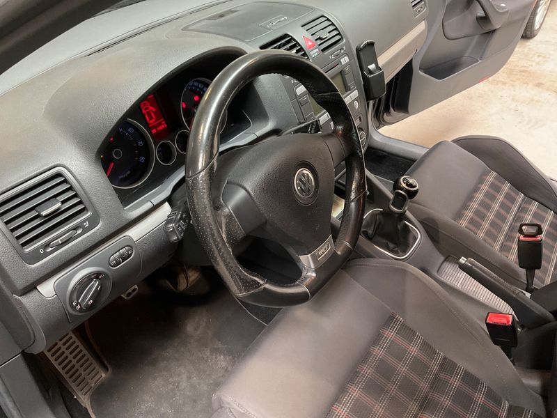 Volkswagen Golf V 2.0 TFSI GTI 2007 – снимка 37