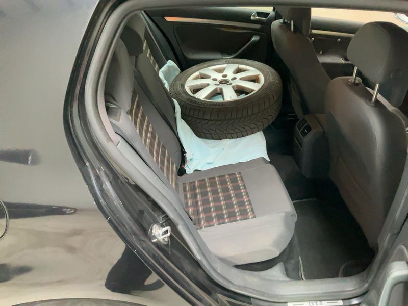 Volkswagen Golf V 2.0 TFSI GTI 2007 – снимка 20