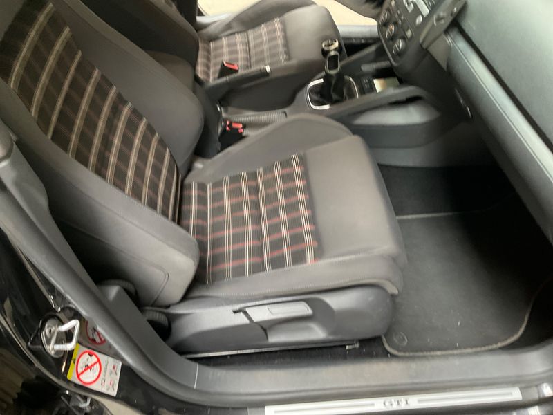 Volkswagen Golf V 2.0 TFSI GTI 2007 – снимка 33