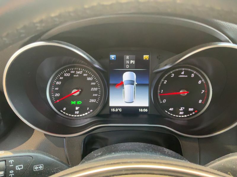 Mercedes-Benz GLC-Klasse GLC 250 4Matic AMG Line 2019 – снимка 19