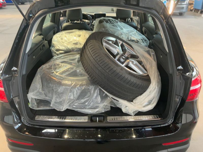 Mercedes-Benz GLC-Klasse GLC 250 4Matic AMG Line 2019 – снимка 16