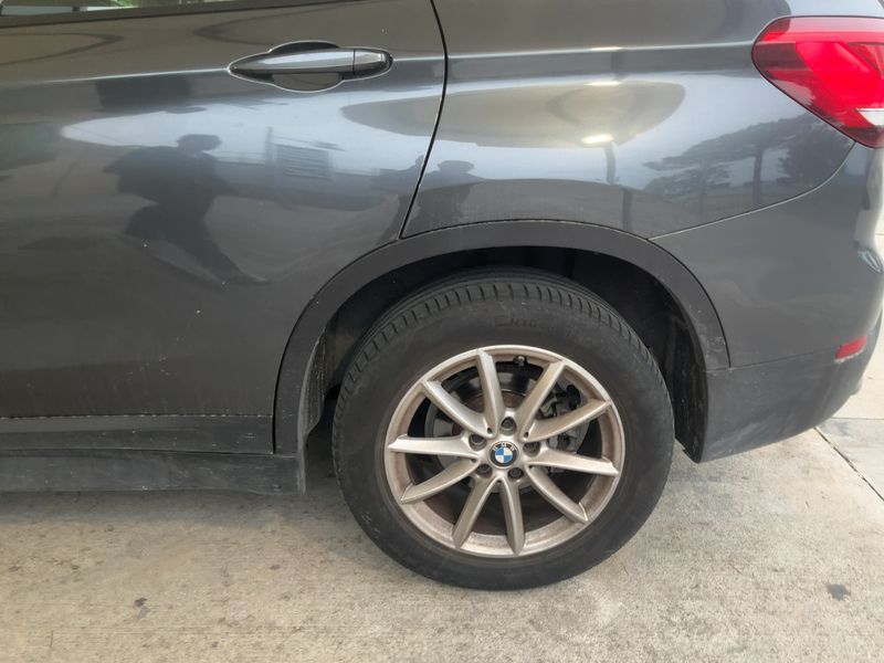 BMW X1 sDrive 16d Advantage 2020 – снимка на щета 5