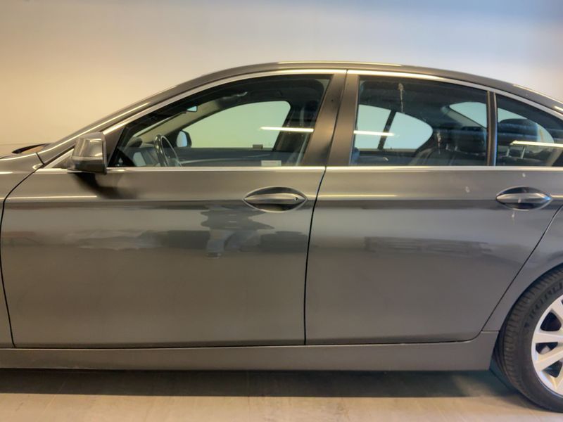 BMW 5er 520d xDrive 2016 – снимка 4