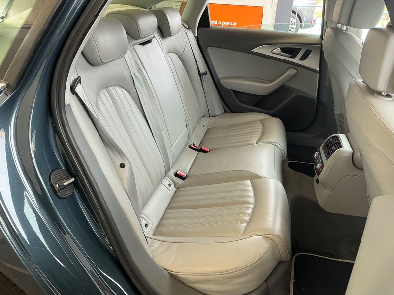 Audi A6 2.0 TDI 2011 – снимка 19
