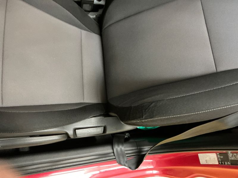 Hyundai i20 1.4 CRDi Intuitive 2017 – снимка 28