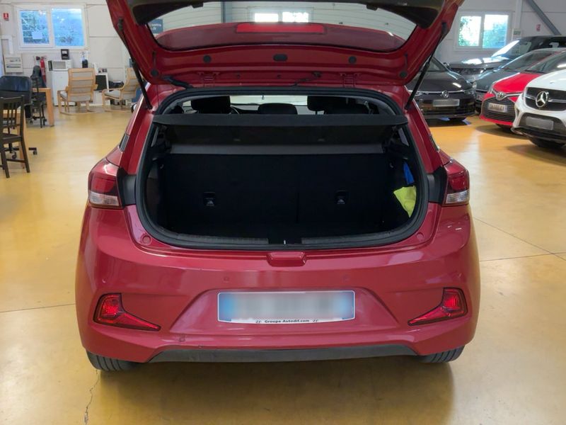 Hyundai i20 1.4 CRDi Intuitive 2017 – снимка 15