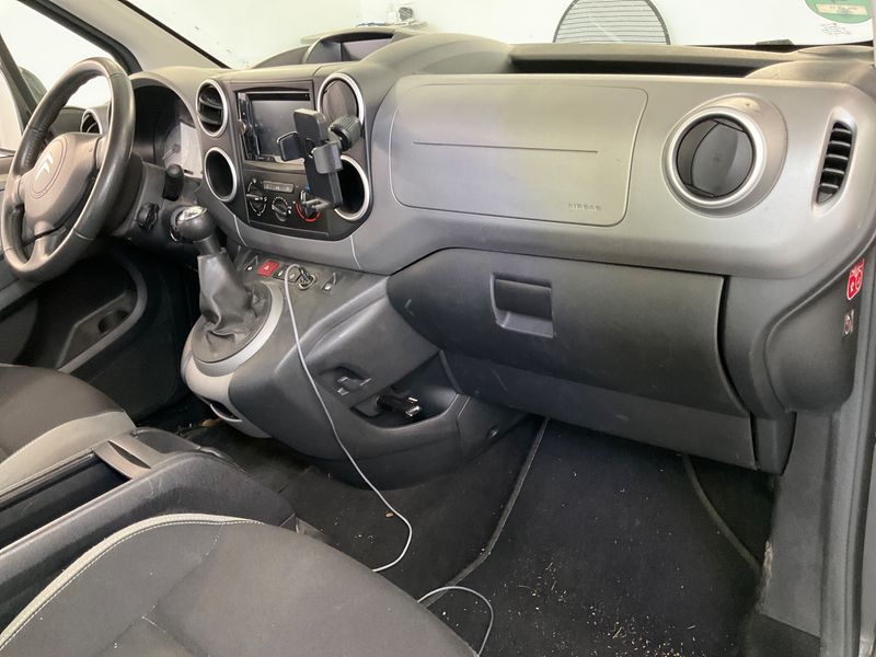 Citroen Berlingo 1.6 Blue-HDi Selection 2016 – снимка на щета 39