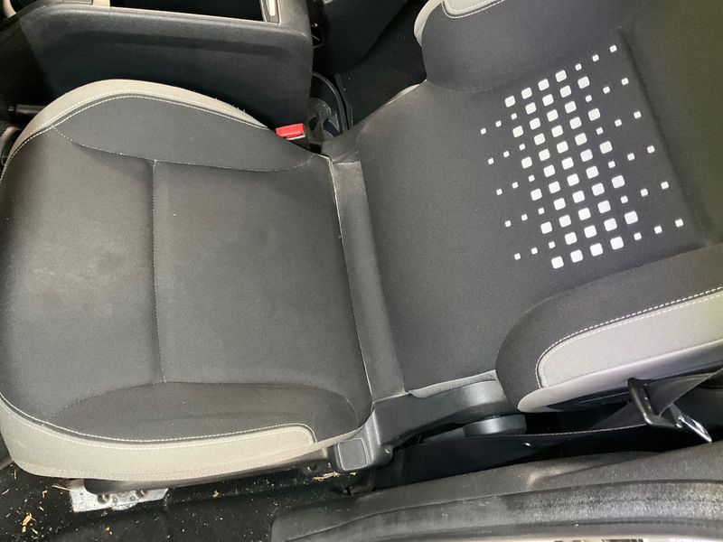 Citroen Berlingo 1.6 Blue-HDi Selection 2016 – снимка на щета 41