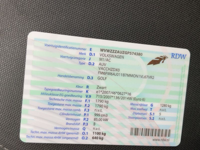 Volkswagen Golf VII 1.0 TSI Comfortline BlueMotion Tech 2015 – снимка 20