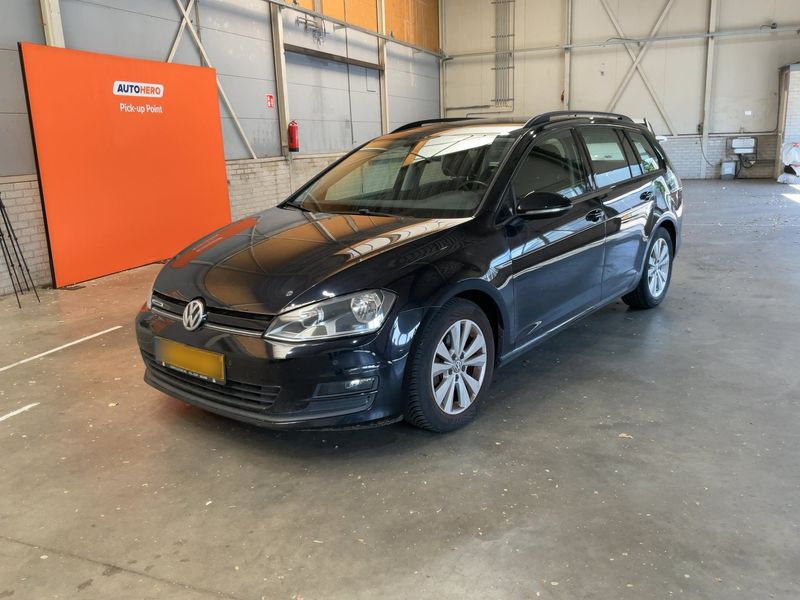 Volkswagen Golf VII 1.0 TSI Comfortline BlueMotion Tech 2015 – снимка 1