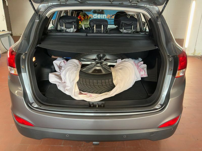 Hyundai ix35 2.0 CRDi Style 2WD 2012 – снимка 16