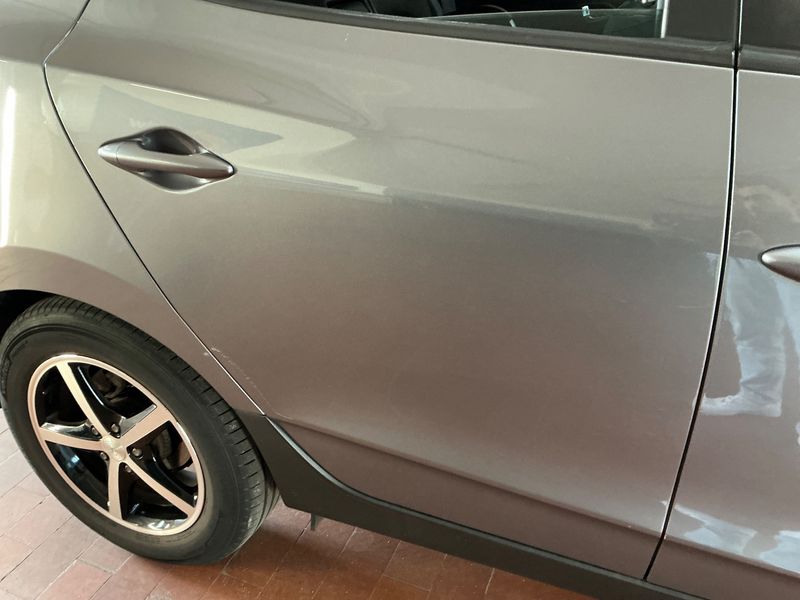 Hyundai ix35 2.0 CRDi Style 2WD 2012 – снимка 22