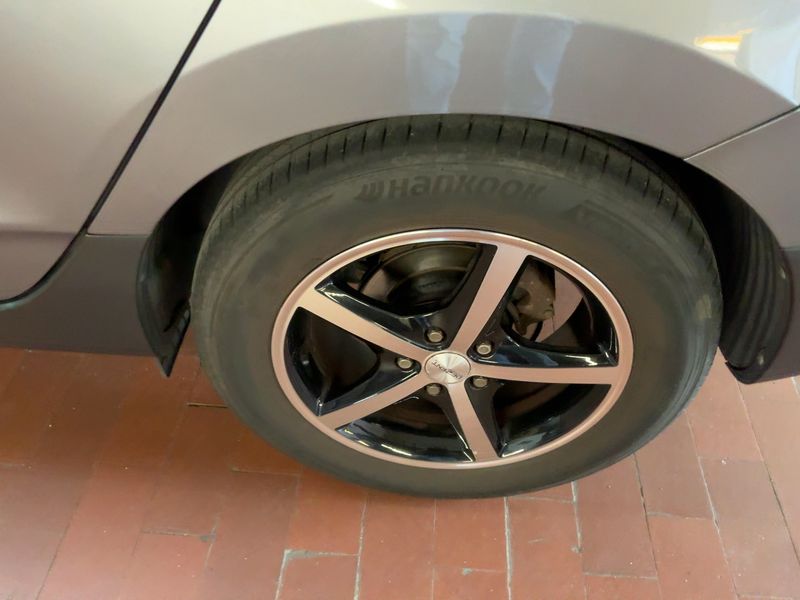 Hyundai ix35 2.0 CRDi Style 2WD 2012 – снимка 5