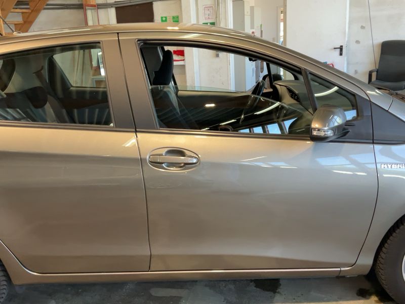 Toyota Yaris 1.5 Hybrid Edition-S 2016 – снимка 10