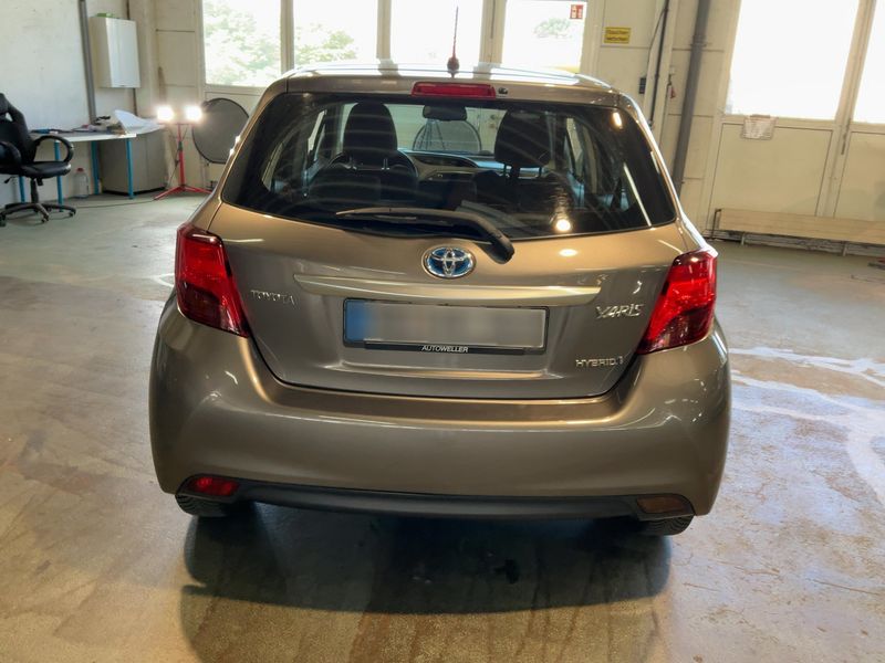 Toyota Yaris 1.5 Hybrid Edition-S 2016 – снимка 7