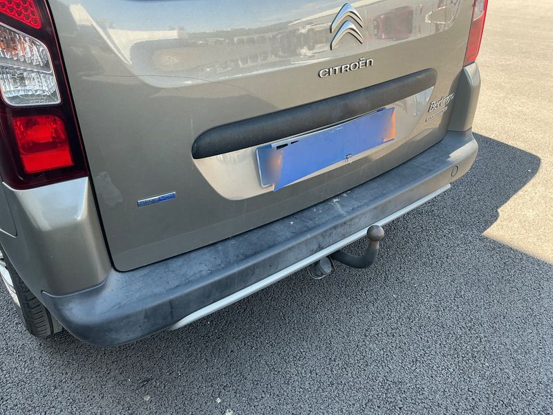 Citroen Berlingo 1.6 Blue-HDi XTR 2016 – снимка 45