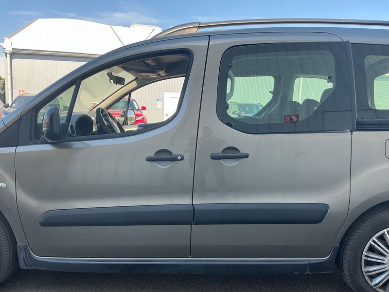 Citroen Berlingo 1.6 Blue-HDi XTR 2016 – снимка 4